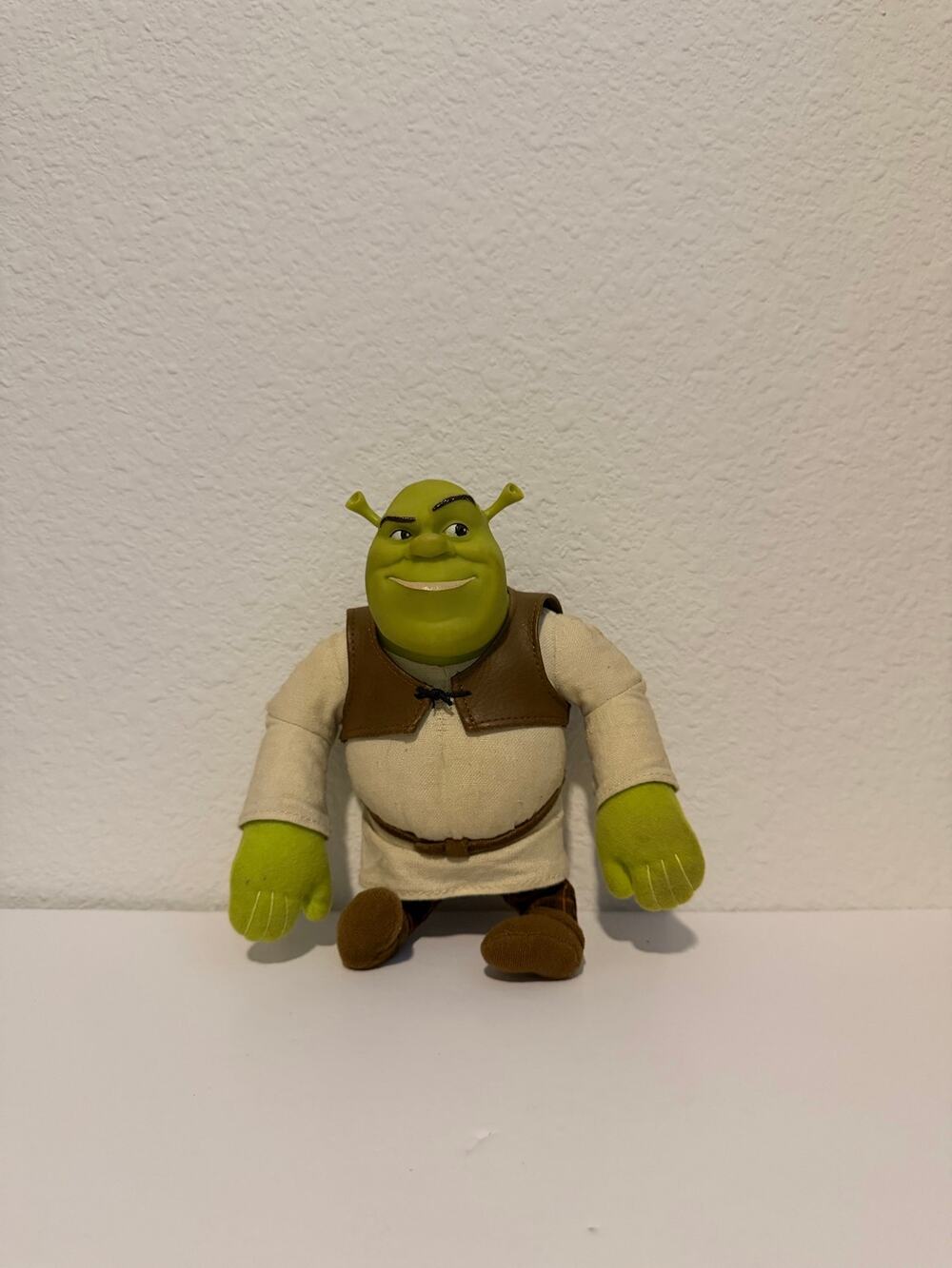 Shrek Plush Talking 8" Stuffed Animal Green Tan Brown vintage